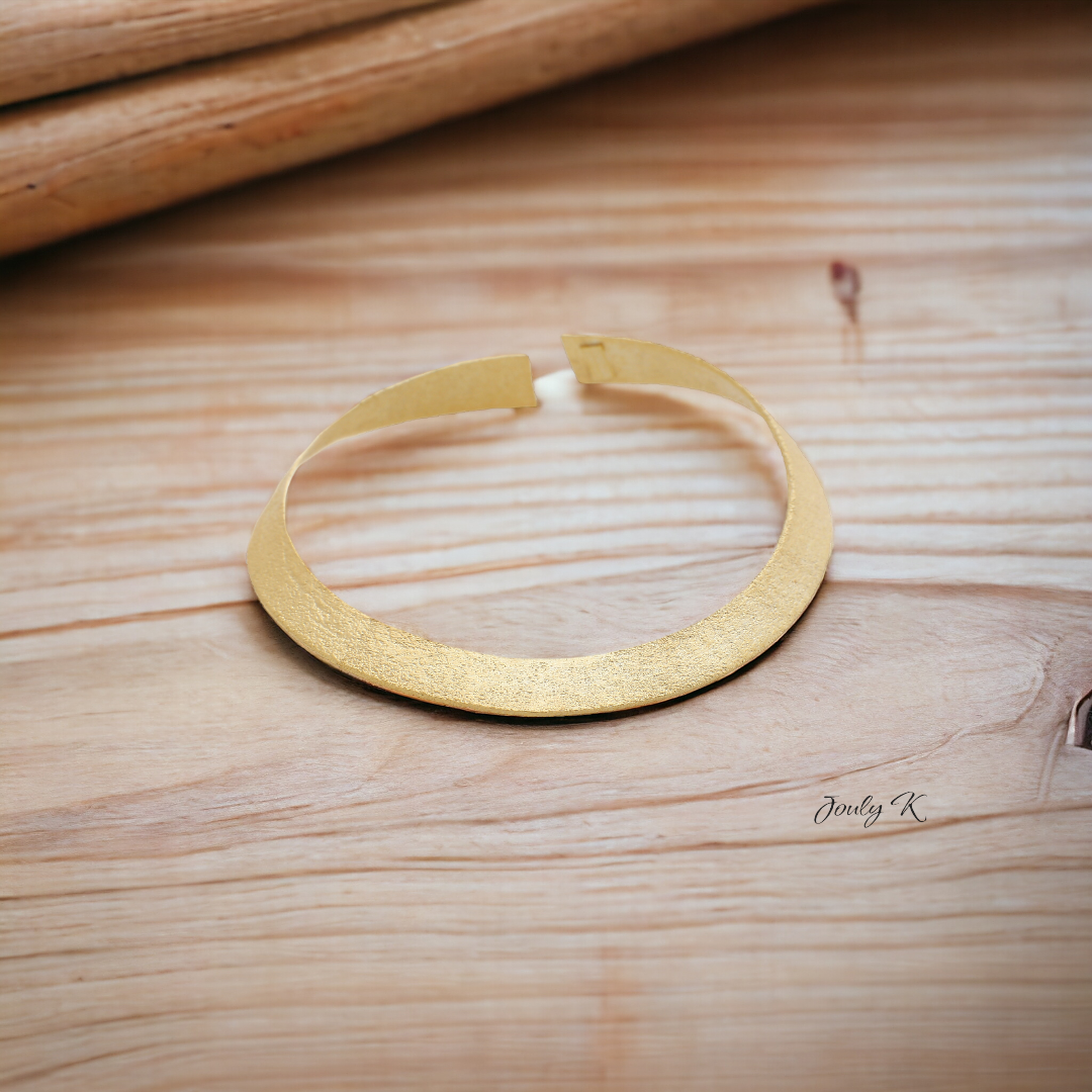 Silver Bracelet with a Gold plated finish