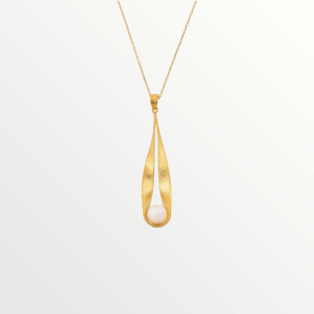 Silver Necklace with Gold plated finish and a white Pearl - Jouly K