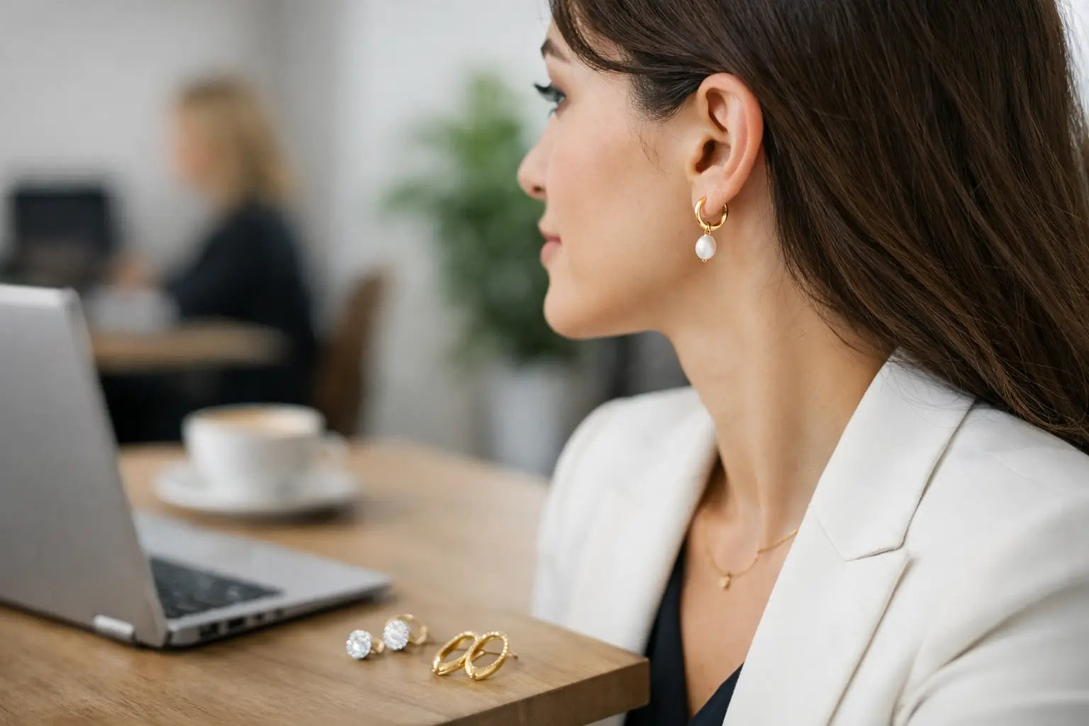 Best Earrings for Workwear That Still Feel Chic