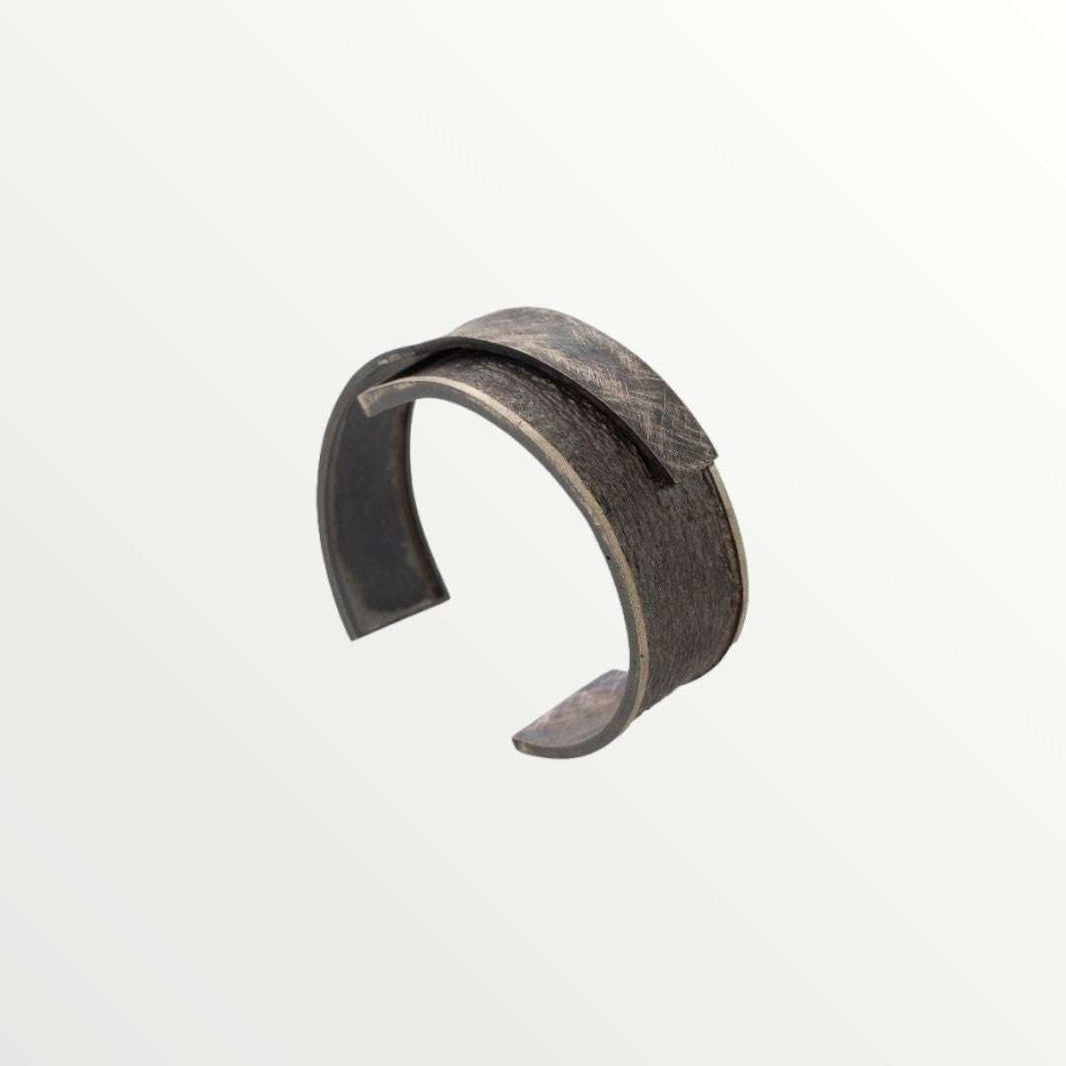 Silver Bracelet with an Oxidized finish - Jouly K