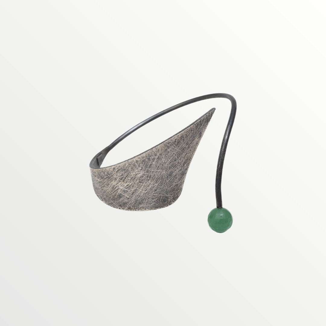 Silver Bracelet with an Oxidized finish and Aventurine gemstone
